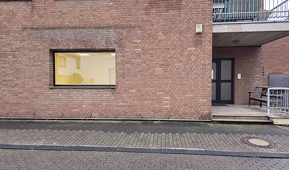 Einzelbüro mit WC & Teeküche mit ca. 50m² im Kölner-Süden