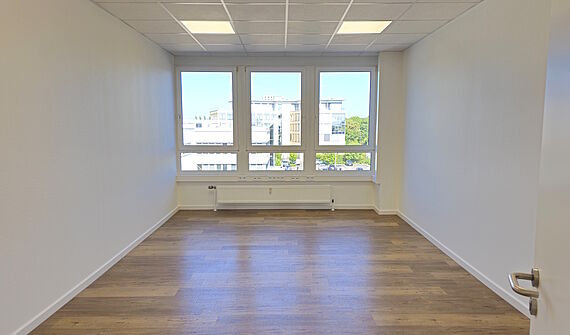 Büroräume zwischen 30m² - 66m² im Gewerbegebiet Köln-Longerich