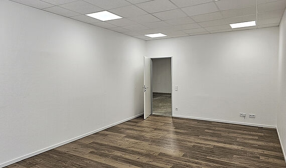 Zwei Hallen mit insgesamt ca. 233m² & Büro im Kölner-Süden