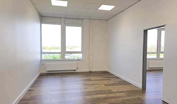 Doppelbüro mit ca. 73m² in Köln-Lindweiler