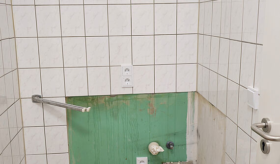 Einzelbüro mit WC & Teeküche mit ca. 50m² im Kölner-Süden